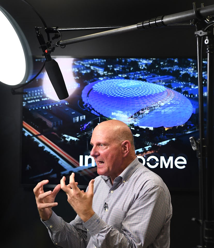 Los Angeles, CA. September 16, 2021: Clippers owner Steve Ballmer taels with the media after a virtu...