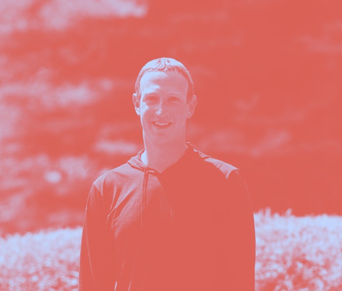 SUN VALLEY, IDAHO - JULY 08: CEO of Facebook Mark Zuckerberg walks to lunch following a session at t...