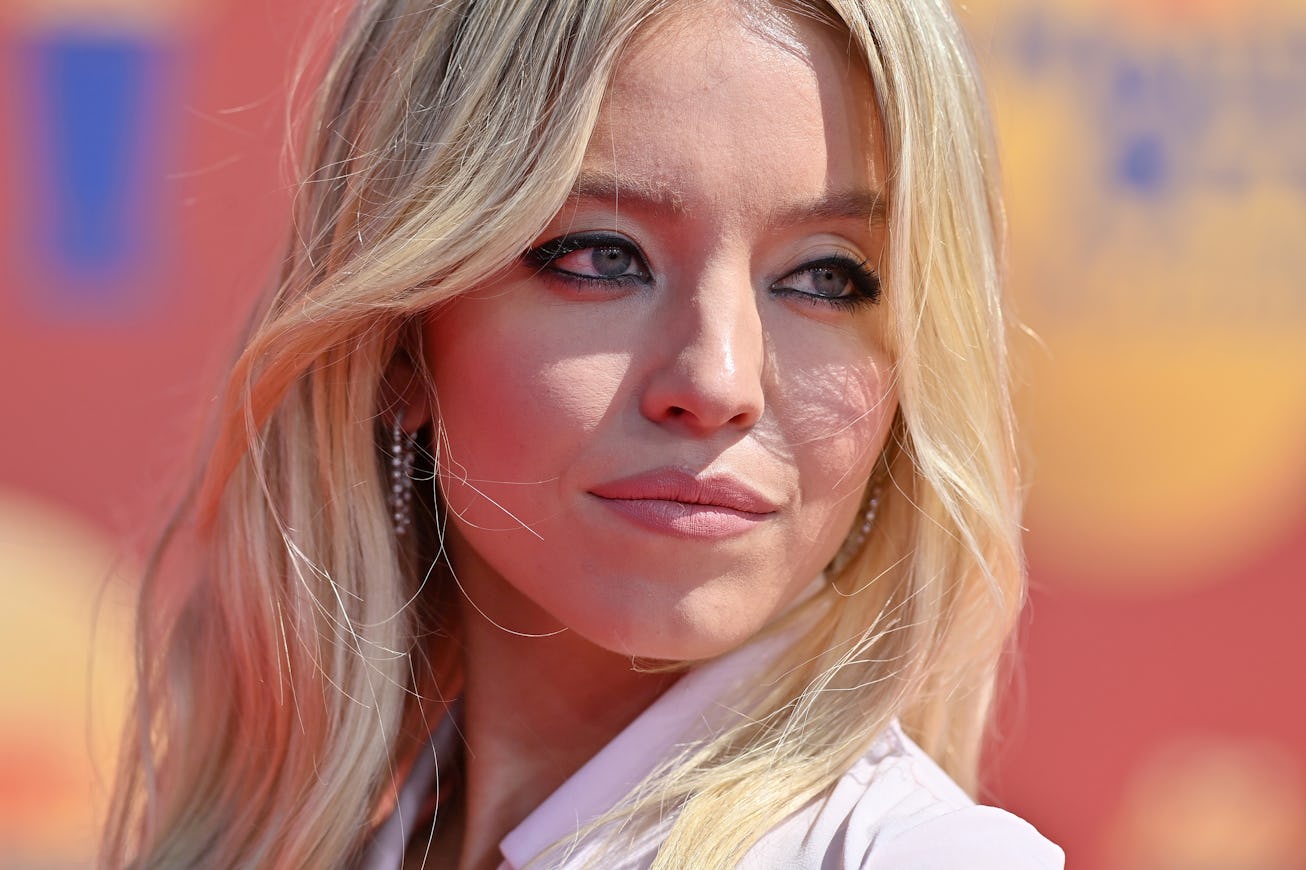SANTA MONICA, CALIFORNIA - JUNE 05: Sydney Sweeney attends the 2022 MTV Movie & TV Awards at Barker ...