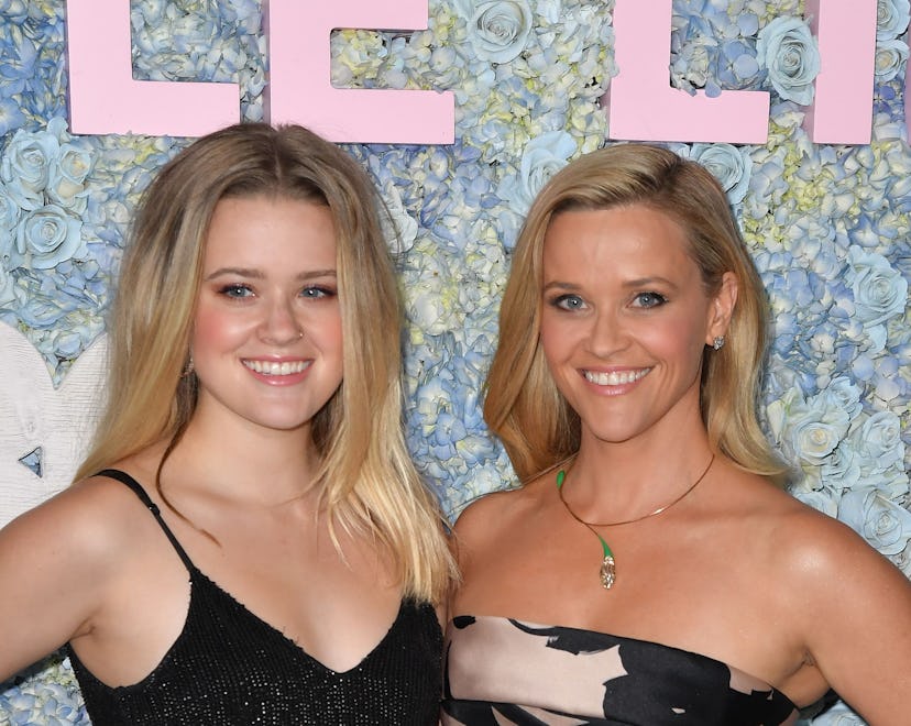 Reese Witherspoon Shares Sweet Pictures of Daughter Ava Fixing Her Make-up