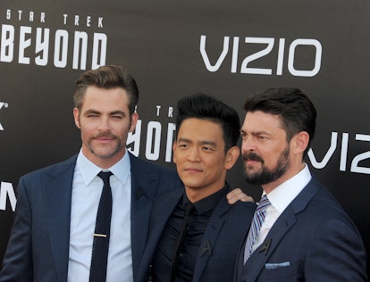 SAN DIEGO, CA - JULY 20:  Actors Chris Pine, John Cho and Karl Urban arrive for the Premiere Of Para...