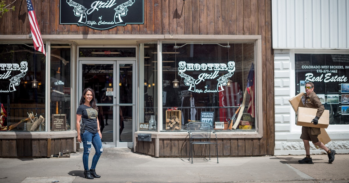 Lauren Boebert's gun-themed, diarrhea-inducing restaurant has shut down