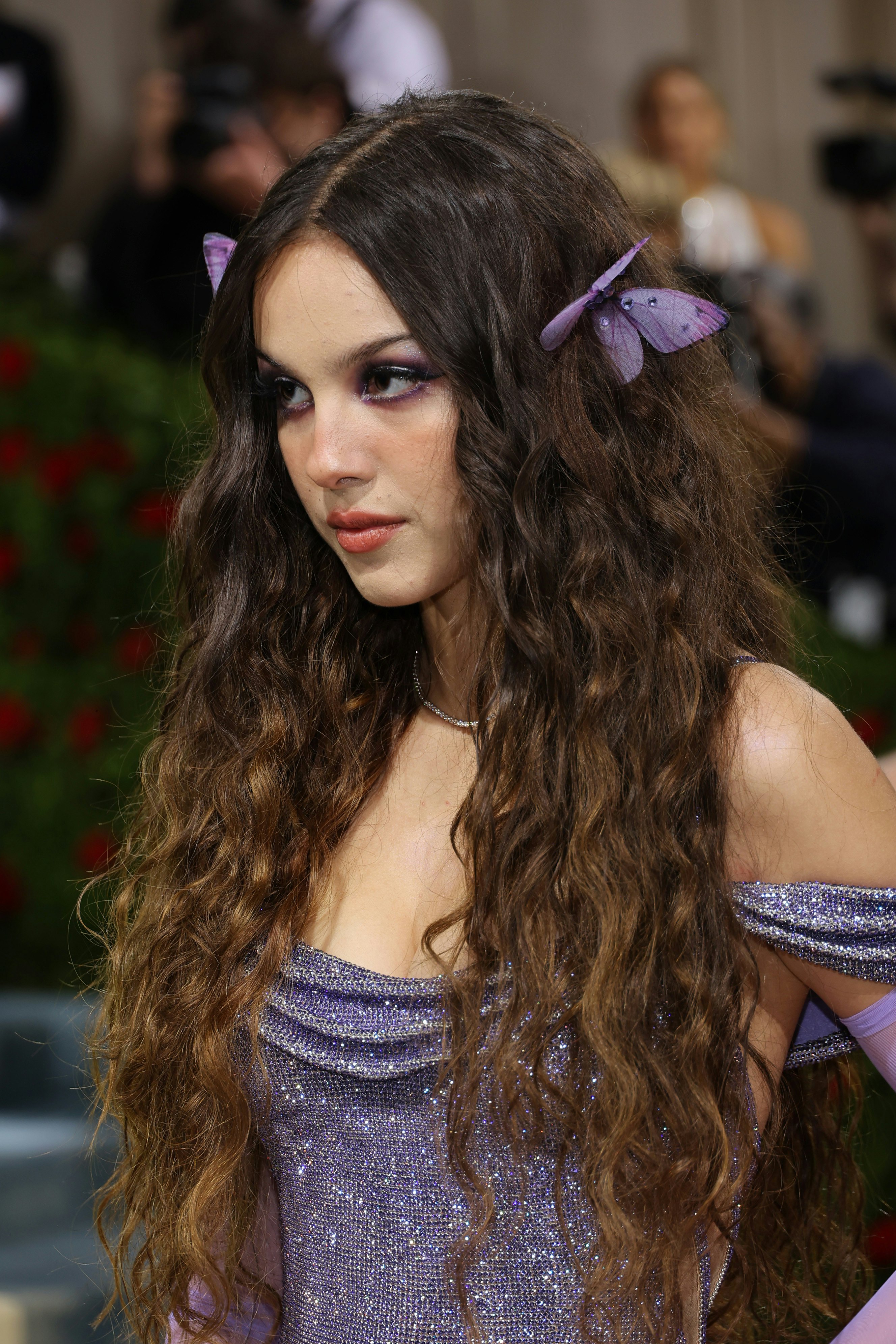 Good 4 U Olivia Rodrigos Met Gala Butterfly Hair Clips Are On The Way