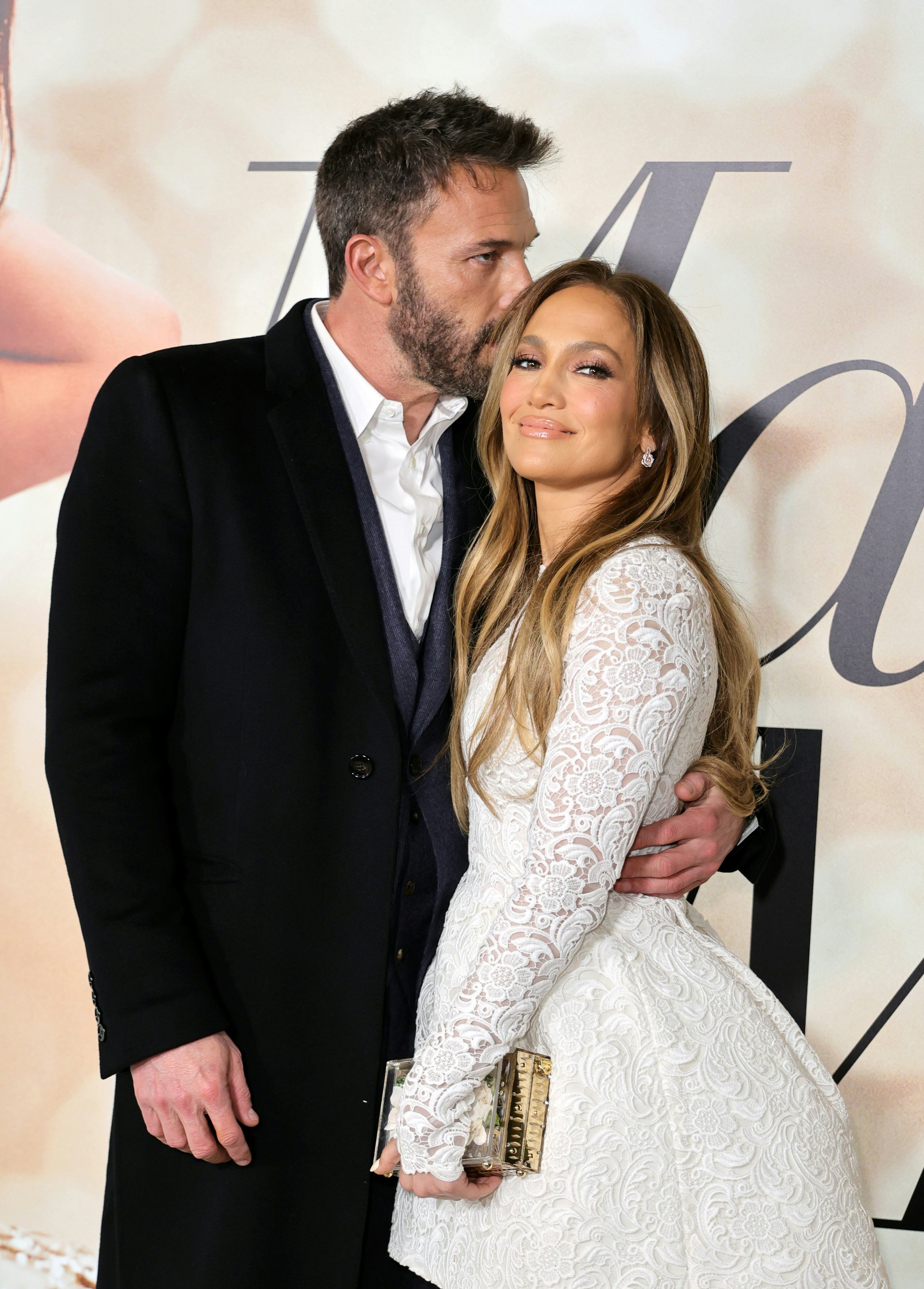 Here are memes about Ben Affleck and Jennifer Lopez's wedding.
