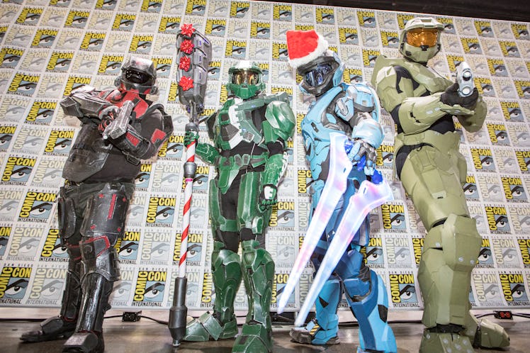 SAN DIEGO, CALIFORNIA - NOVEMBER 28: (L-R) HALO cosplayers William Shimmin, James Hall, Benedict Cho...