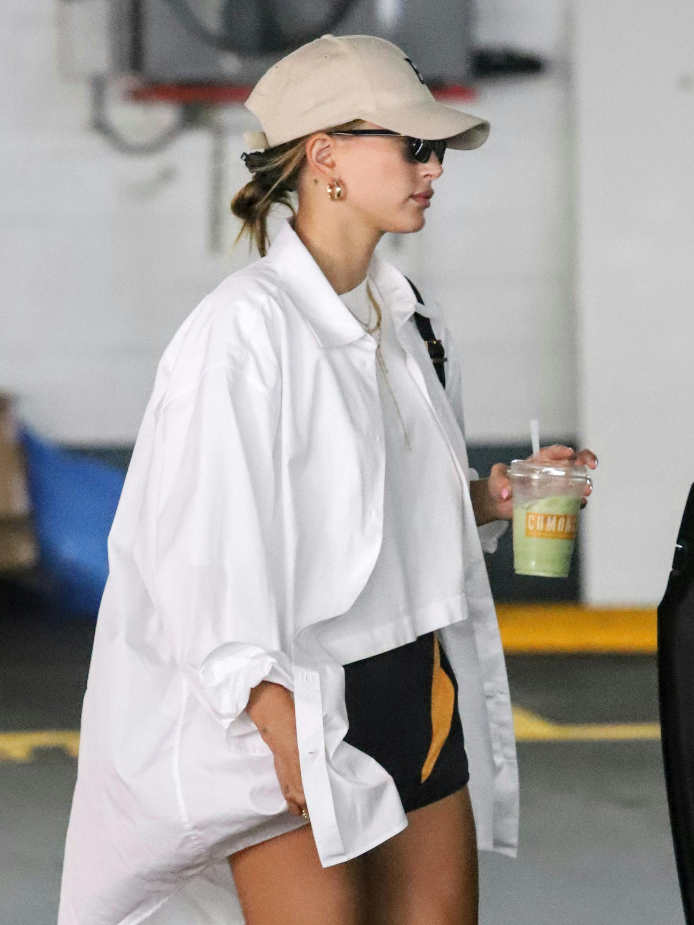 This Hailey Bieber-Approved Madewell Cap Is Chic & Affordable