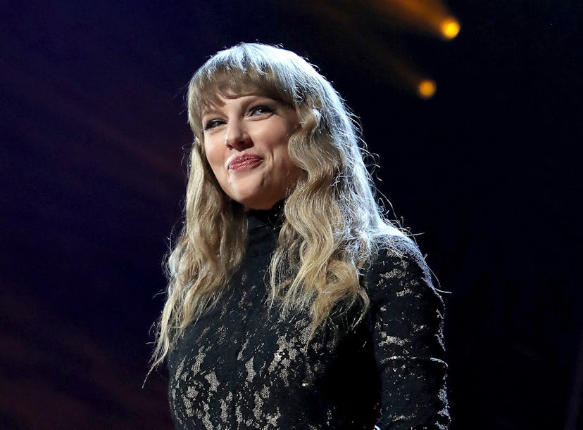 Haim and Taylor Swift performed "Love Story" and "Gasoline" at the O2 Arena in London, England.