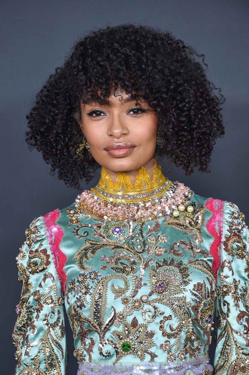 Yara Shahidi wears her natural curls in a layered bob at the 51st NAACP Image Awards.