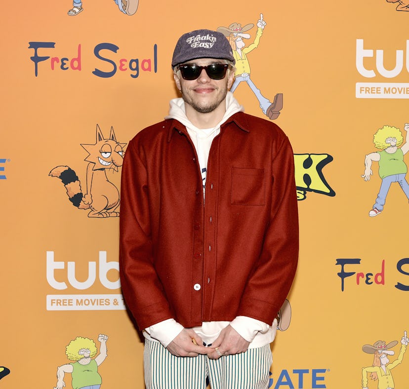 Pete Davidson and Olivia O'Brien denied reports that they dated.