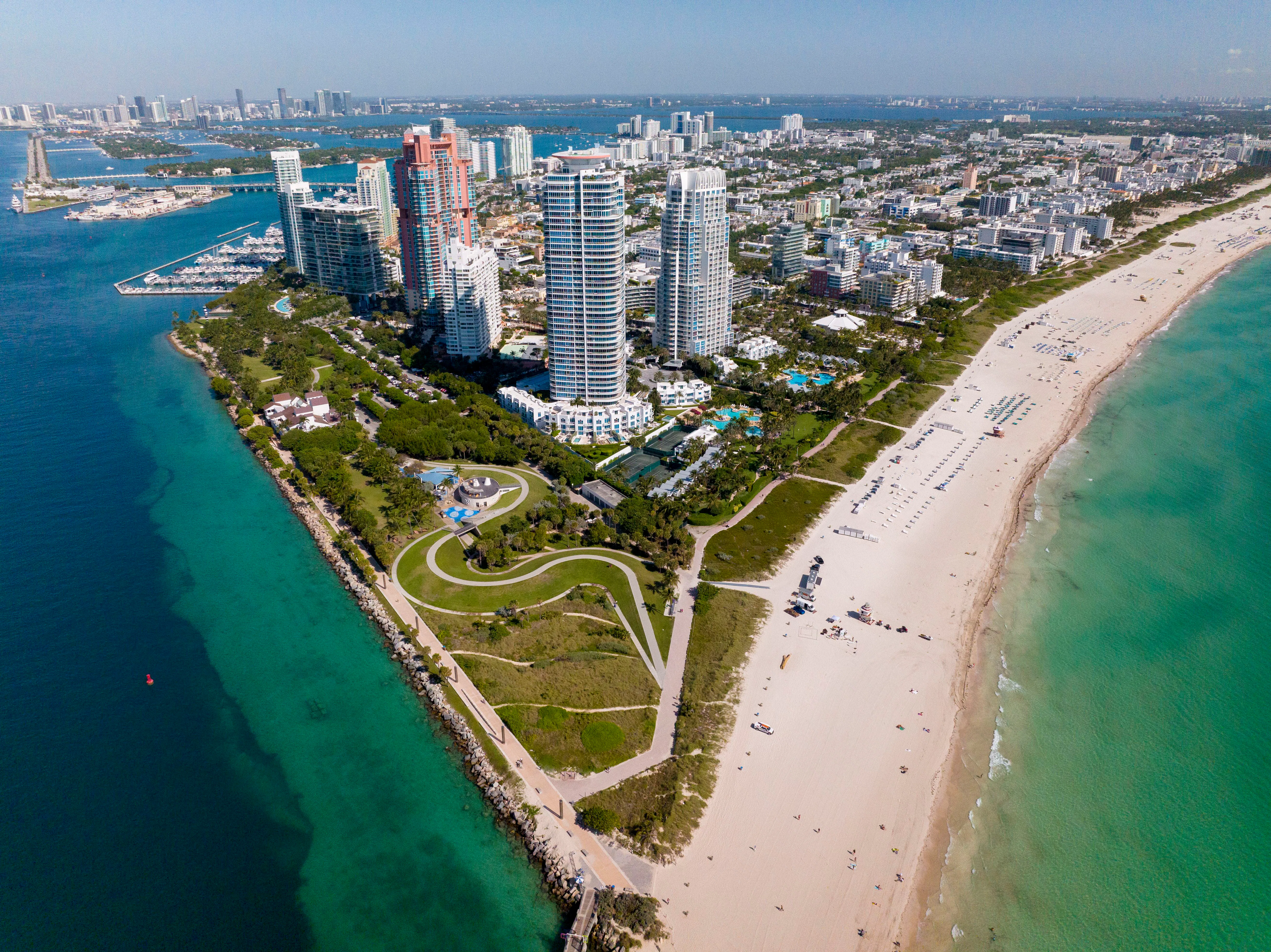 The 10 Most Walkable Cities In The US 2022 To Visit & Explore By Foot