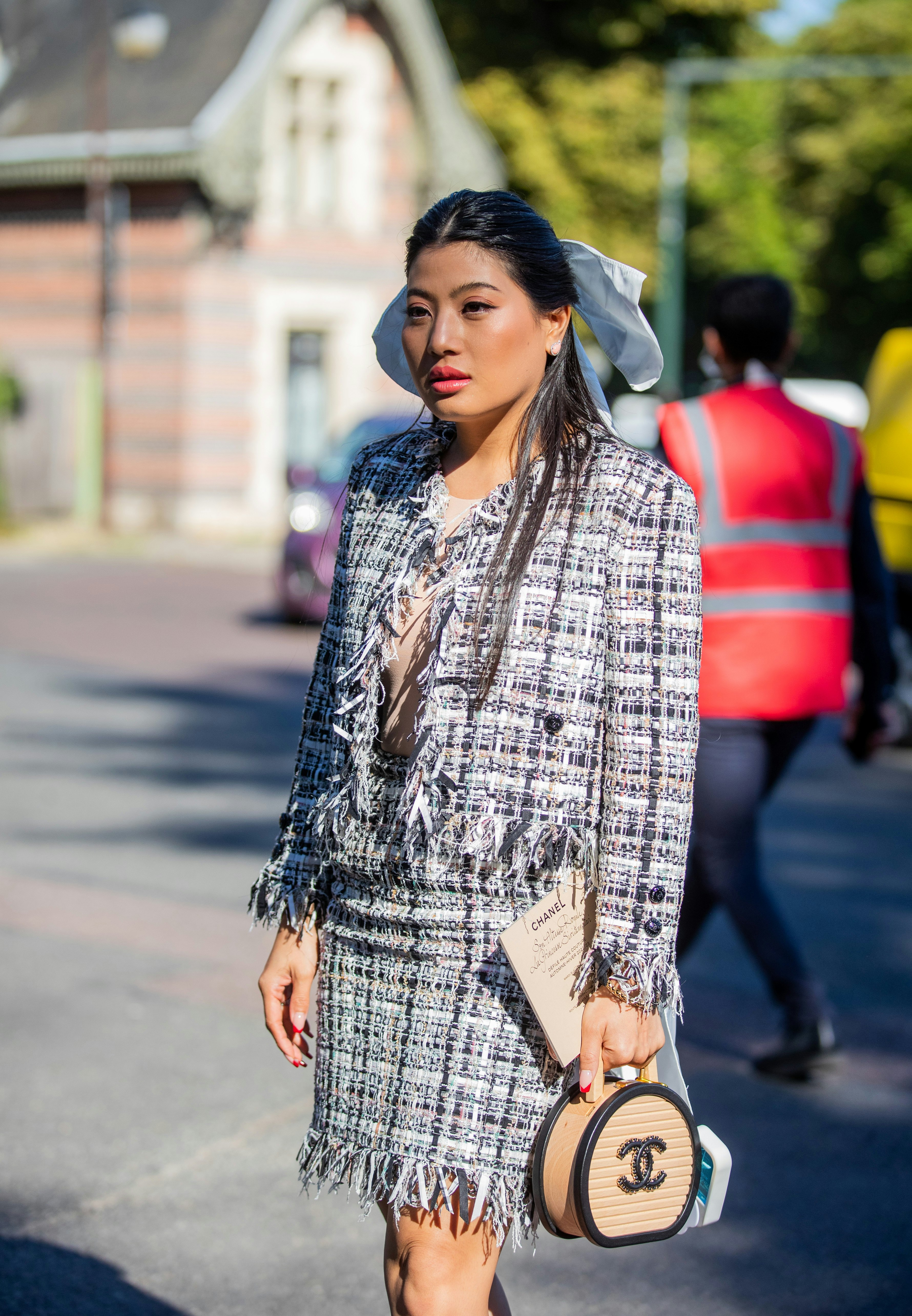 All The Best Street Style Moments From Chanel's Haute Couture Show