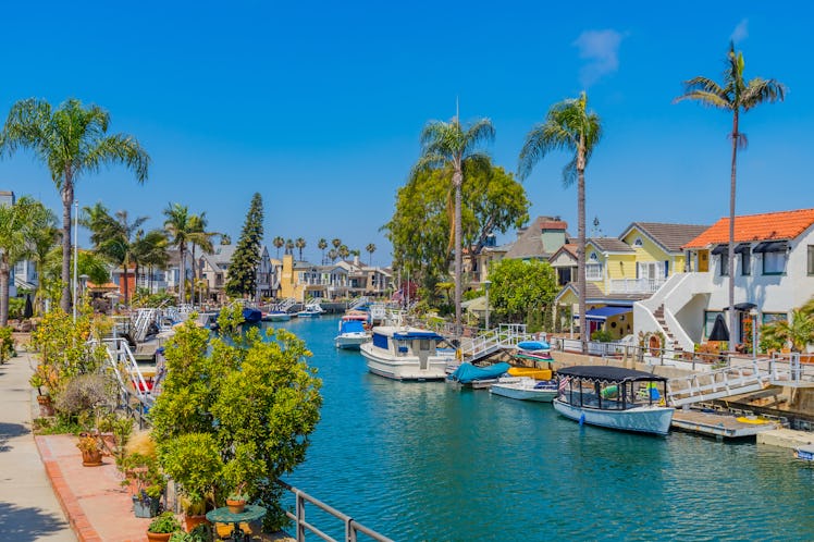 The most walkable cities in the US 2022 include Long Beach in California.