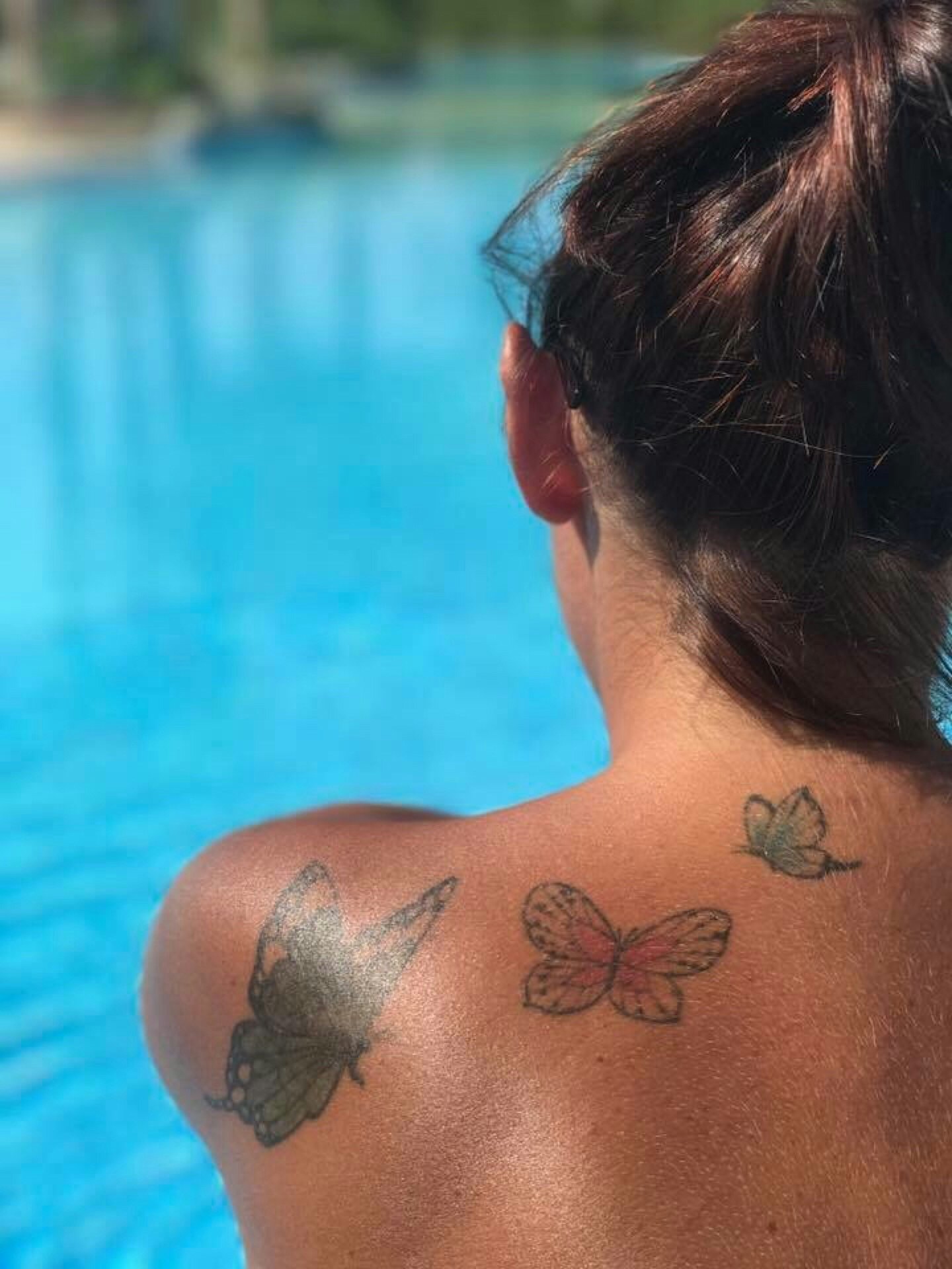 14 Creative Ways To Wear The 90s Butterfly Tattoo Trend