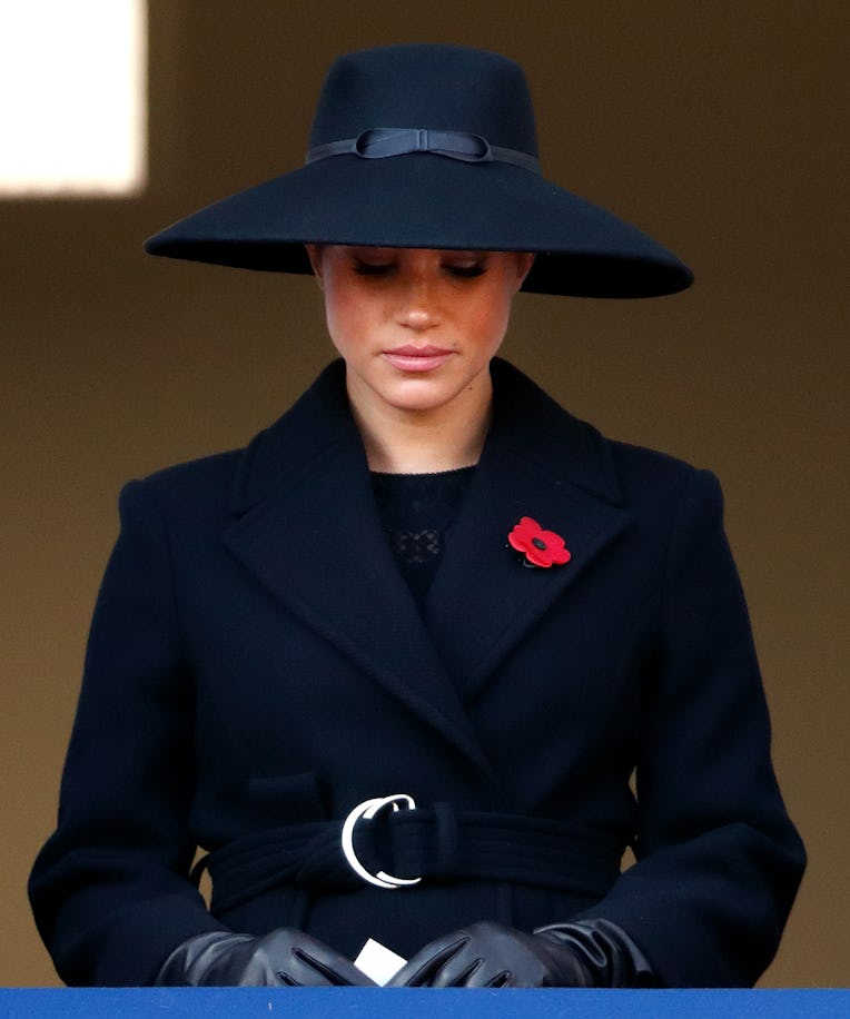 LONDON, UNITED KINGDOM - NOVEMBER 10: (EMBARGOED FOR PUBLICATION IN UK NEWSPAPERS UNTIL 24 HOURS AFT...