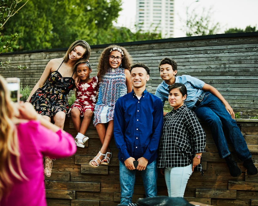 cousins taking a group photo, when is national cousins day