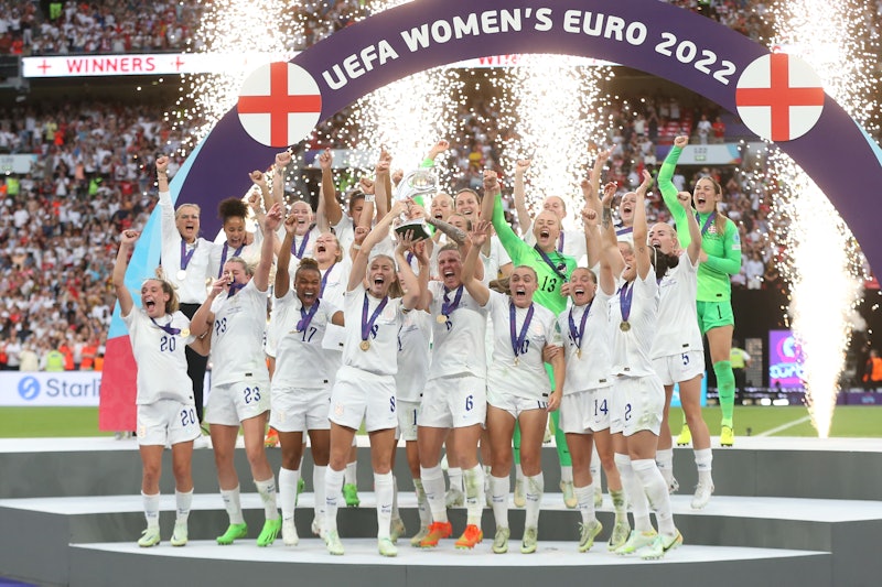 LONDON, ENGLAND - JULY 31: England lift the trophy during the UEFA Women's Euro England 2022 final m...