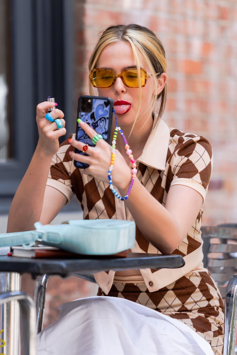 NEW YORK, NEW YORK - JULY 30: Zoey Deutch is seen filming "Not Okay" in Tribeca on July 30, 2021 in ...