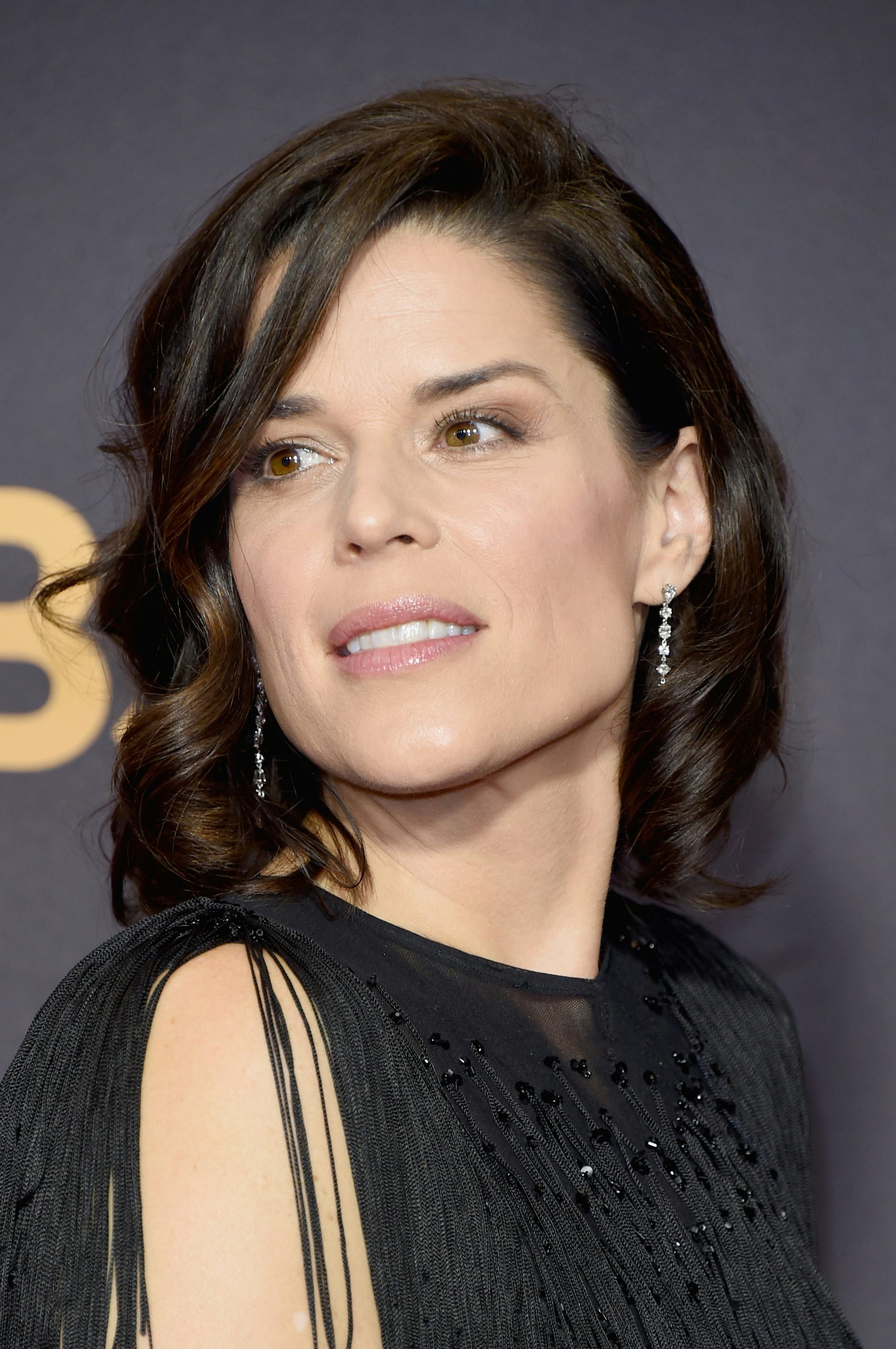 LOS ANGELES, CA - SEPTEMBER 17:  Actor Neve Campbell attends the 69th Annual Primetime Emmy Awards a...