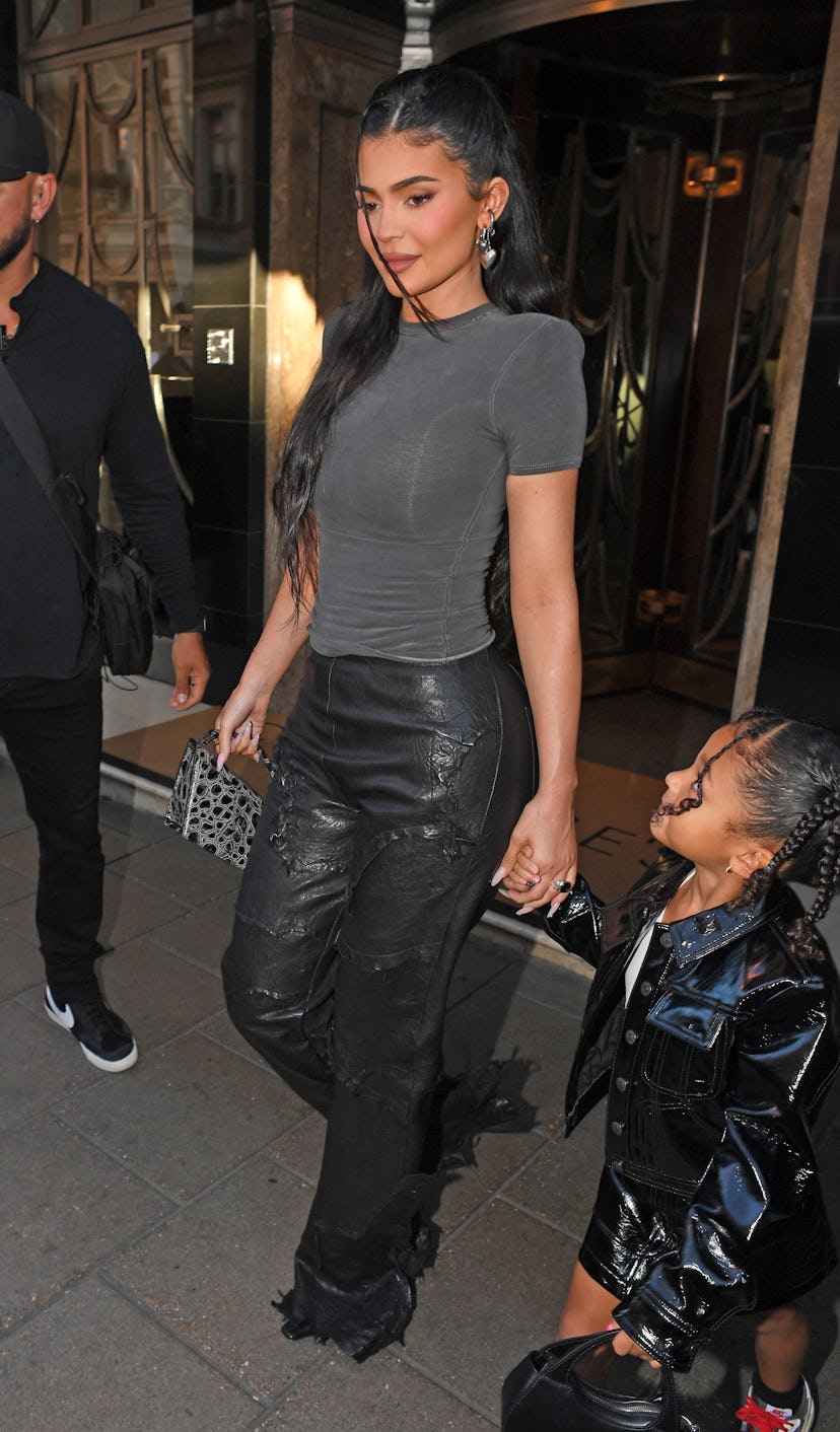 LONDON, ENGLAND - AUGUST 7:  Kylie Jenner and daughter Stormi are seen leaving their hotel on August...