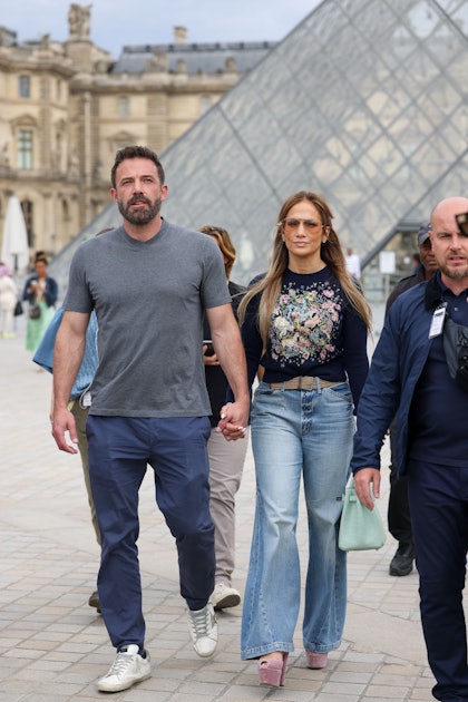 Ben Affleck Was Freaked Out By The Paparazzi Level-Up In Paris