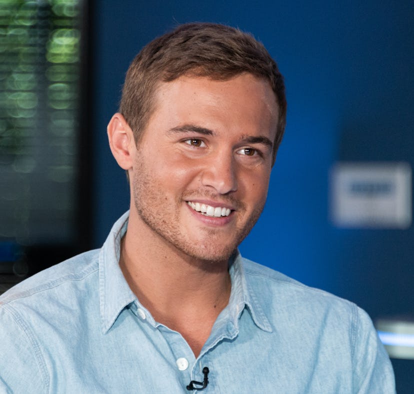 Former bachelor Peter Weber and Kelley Flanagan were spotted at a Chicago Cubs game together and mig...