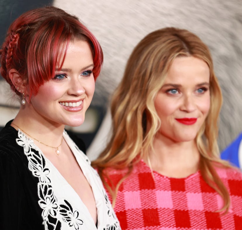 Reese Witherspoon shared an adorable Instagram photo of her "dinner date" with daughter Ava Phillipp...