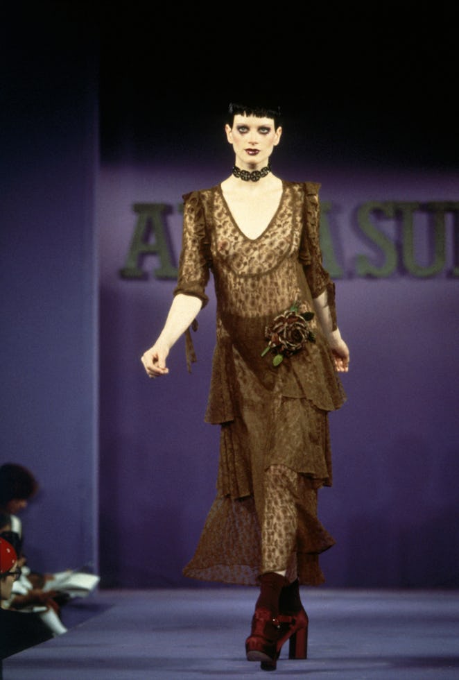 NEW YORK, NY - CIRCA 1992: Kristen McMenamy at the Anna Sui Spring 1993 show circa 1992 in New York ...