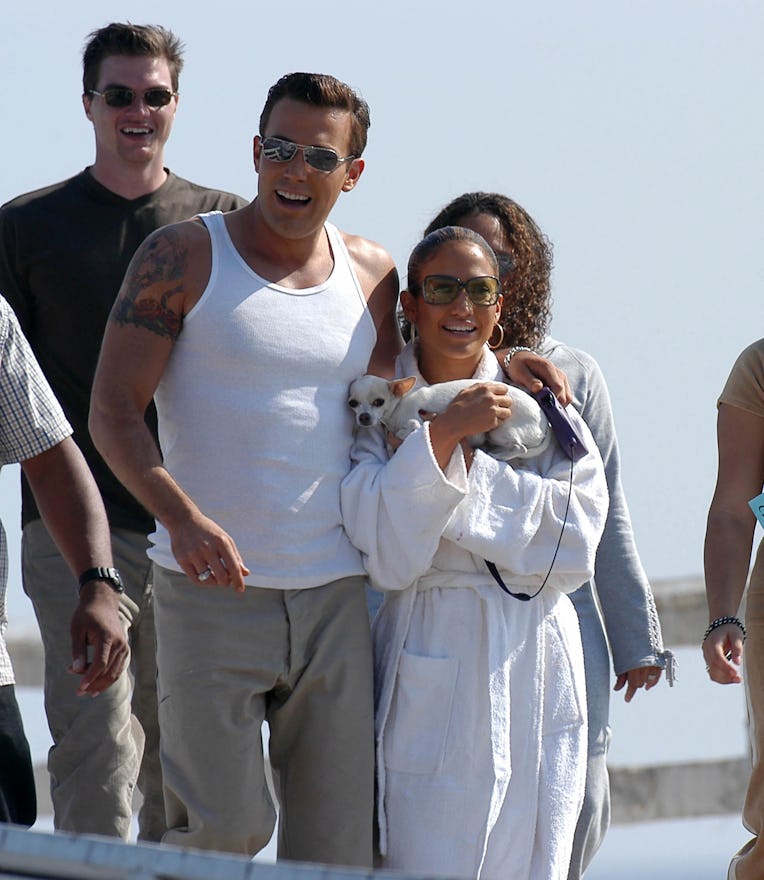 LOS ANGELES, CA - OCTOBER 19: Ben Affleck and Jennifer Lopez are seen in Malibu on October 19, 2002 ...