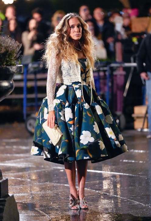 Sarah Jessica Parker on location for 'And Just Like That' at Madison Square Park on November 07, 202...