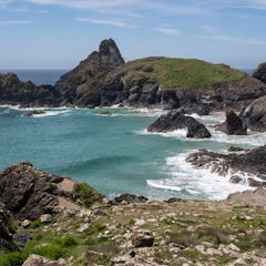 The Kynance Cove area is one of the 'House of the Dragon' filming locations in the UK. 