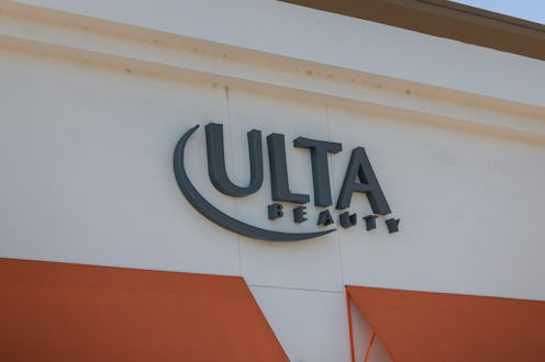 The Ulta 21 Days Of Beauty sale is back for fall on August 28, 2022. Here is the full calendar of de...