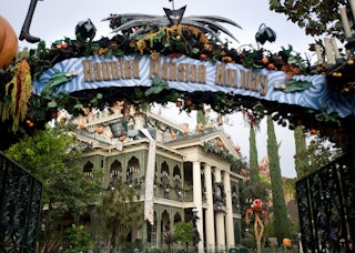 Disney's new Haunted Mansion movie draws inspiration from the beloved spooky ride at Disney parks.