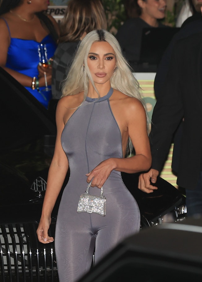 LOS ANGELES, CA - AUGUST 18: Kim Kardashian is seen on August 18, 2022 in Los Angeles, California. (...