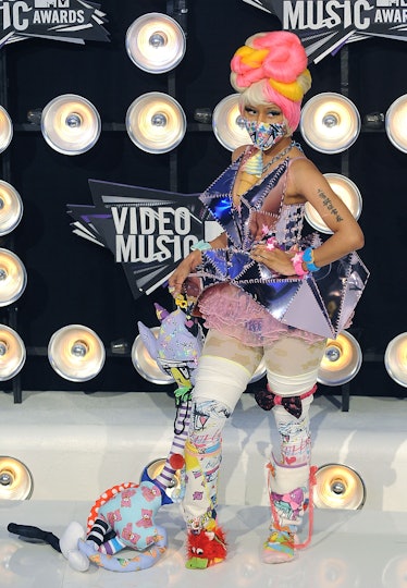 Nicki Minaj arrives at the 2011 MTV Video Music Awards 