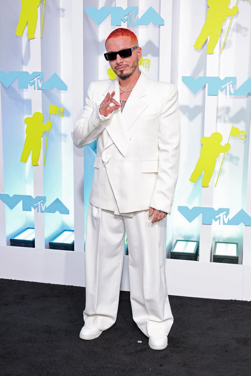 NEWARK, NEW JERSEY - AUGUST 28: J Balvin attends the 2022 MTV VMAs at Prudential Center on August 28...