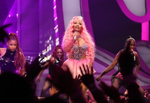 VMAs Memes & Tweets About Nicki Minaj's Vanguard Performance & Speech
