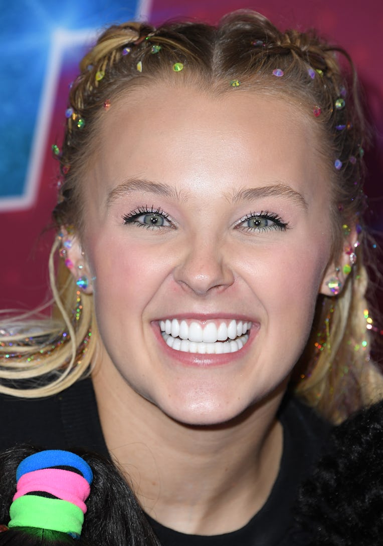 PASADENA, CALIFORNIA - AUGUST 23: JoJo Siwa arrives at the Red Carpet For "America's Got Talent" Sea...