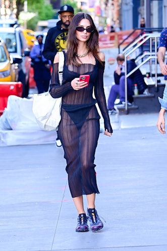 NEW YORK, NY - MAY 18:  Emily Ratajkowski is seen on May 18, 2022 in New York City.  (Photo by Raymo...