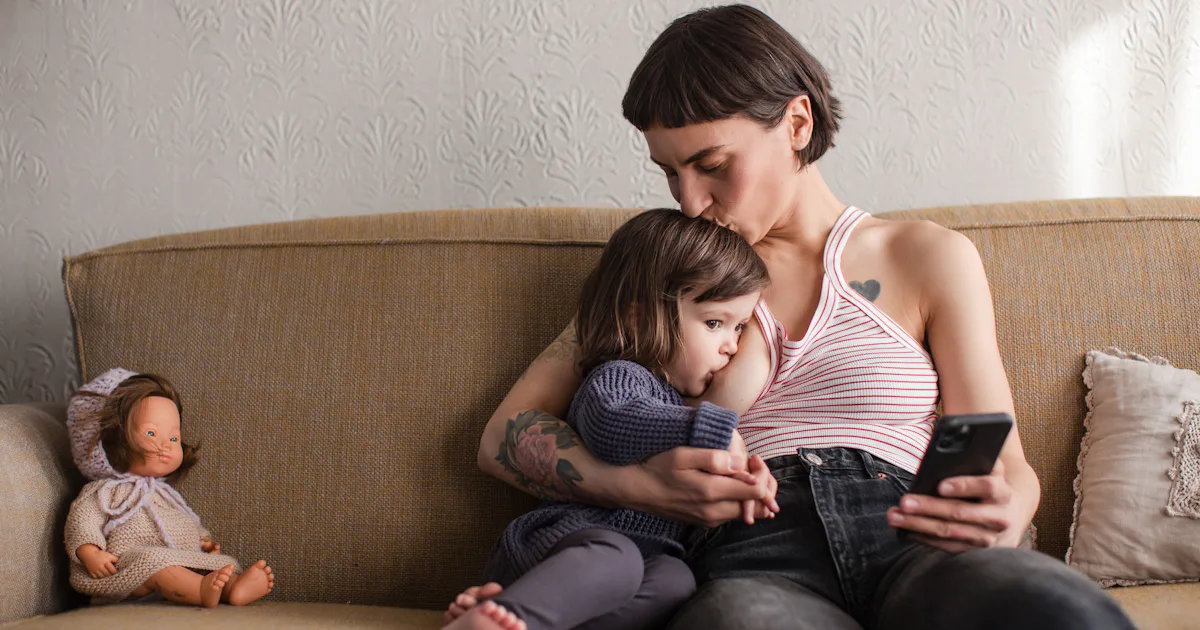 Extended Breastfeeding The Benefits Of Breastfeeding Past 1 Year extended-breastfeeding-the-benefits-of-breastfeeding-past-1-year