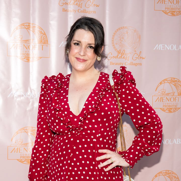 Melanie Lynskey just opened up about the body-shaming she and her co-stars of 'Coyote Ugly' faced wh...
