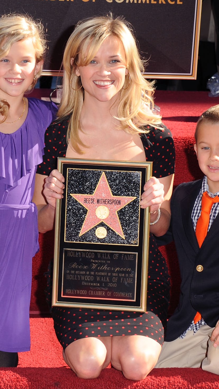 Reese Witherspoon, Ava Phillippe, and Deacon Phillippe posed on the Hollywood Walk of Fame in Decemb...