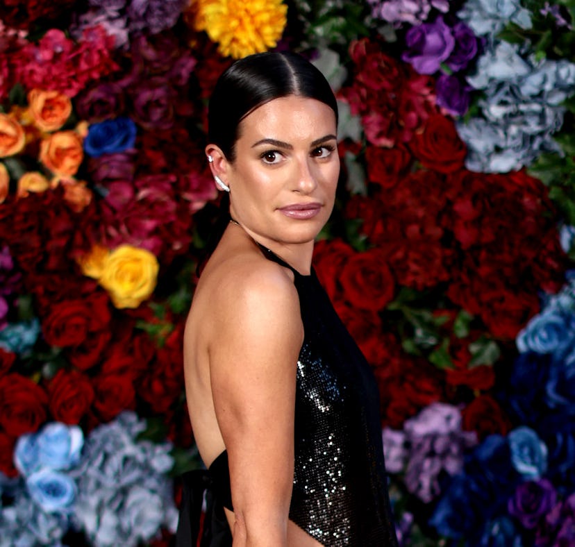 In an interview with 'The New York Times,' Lea Michele addressed an online rumor she can't read.