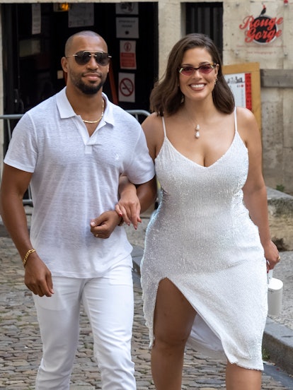Ashley Graham and husband Justin Ervin arrives at the Hotel de la Mirande in 2019.
