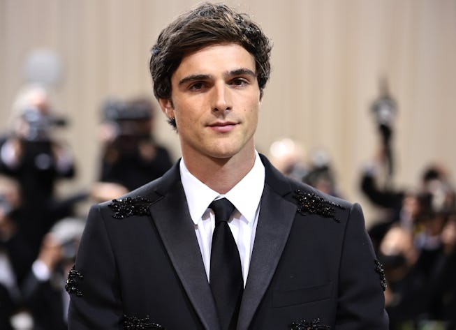 NEW YORK, NEW YORK - MAY 02: Jacob Elordi attends The 2022 Met Gala Celebrating "In America: An Anth...