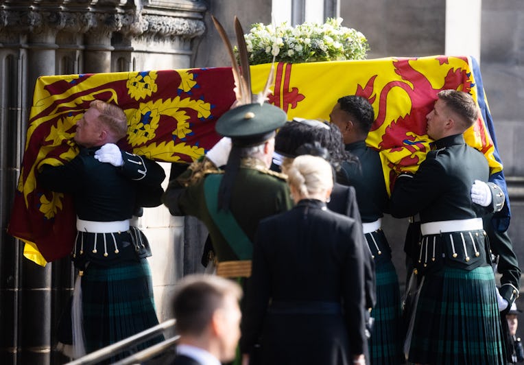 EDINBURGH, SCOTLAND - SEPTEMBER 12: The coffin of Queen Elizabeth II is carried into St Giles Cathed...