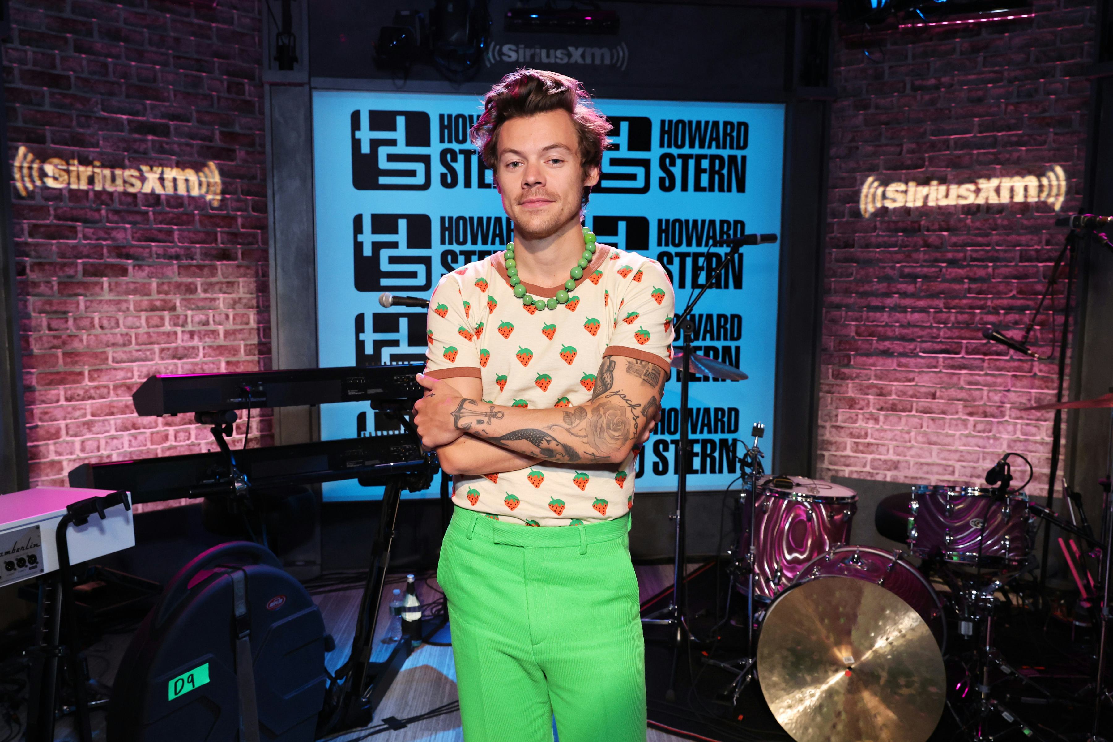 Harry Styles visits SiriusXM&rsquo;s &lsquo;The Howard Stern Show&rsquo; on May 18, 2022 in New York City.
