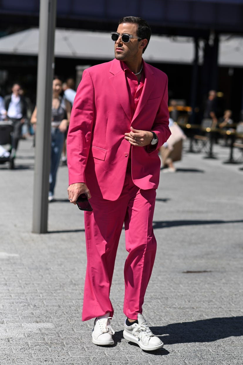 New York Fashion Week Street Style Includes A Whole Lot Of Suits