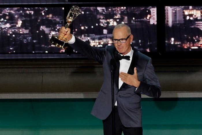 Michael Keaton Thanks His Parents After 2022 Emmys Win.