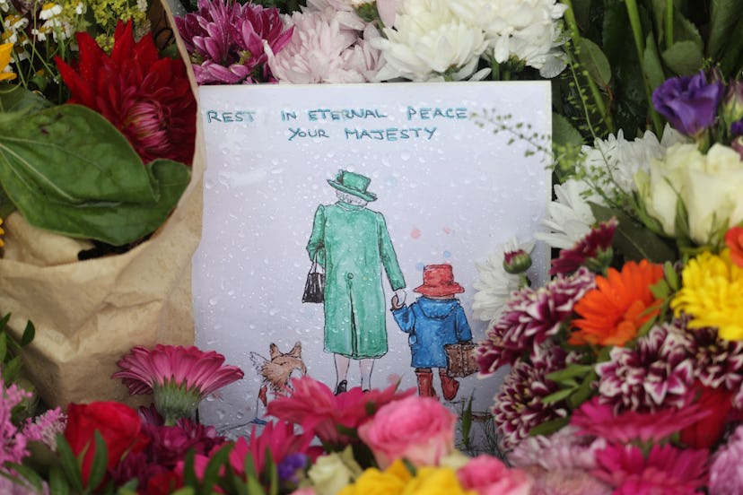 WINDSOR, ENGLAND - SEPTEMBER 13: Flowers and Paddington Bear themed tributes at The Long Walk gates ...