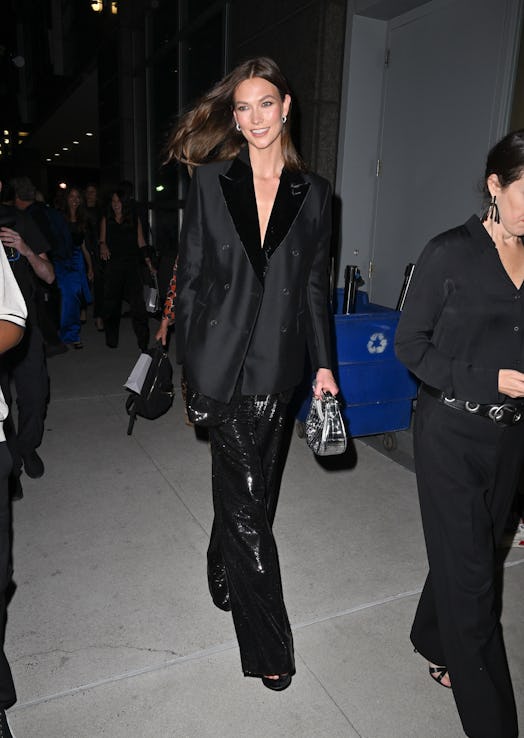  Karlie Kloss leaves the Tom Ford fashion show at Skylight on Vesey
